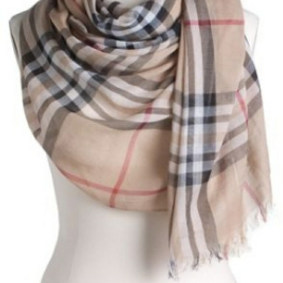 Lord & Taylor plaid scarf - Picture 2 of 5